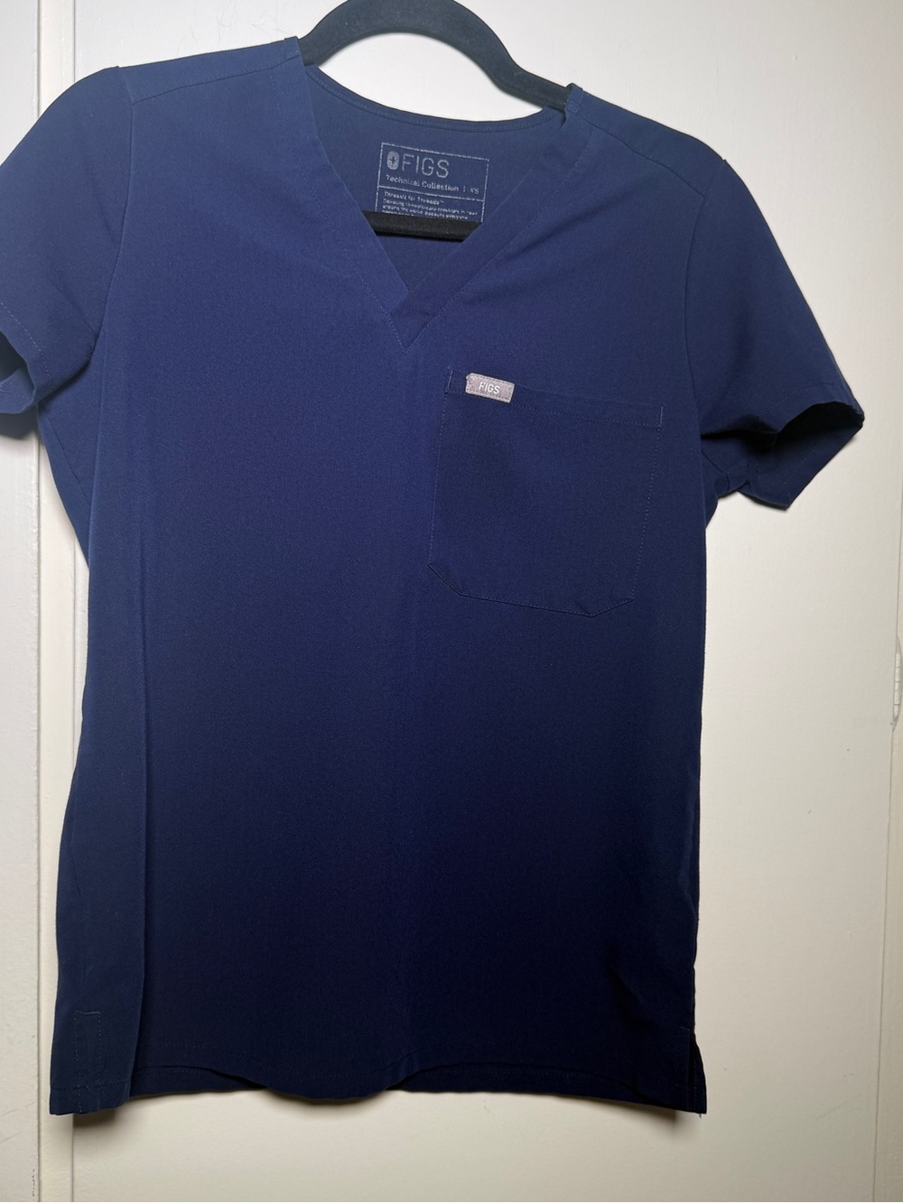 FIGS Womens Navy Short-Sleeve V-Neck Scrub Top XS